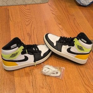 Nike Kids Black, White, and Yellow